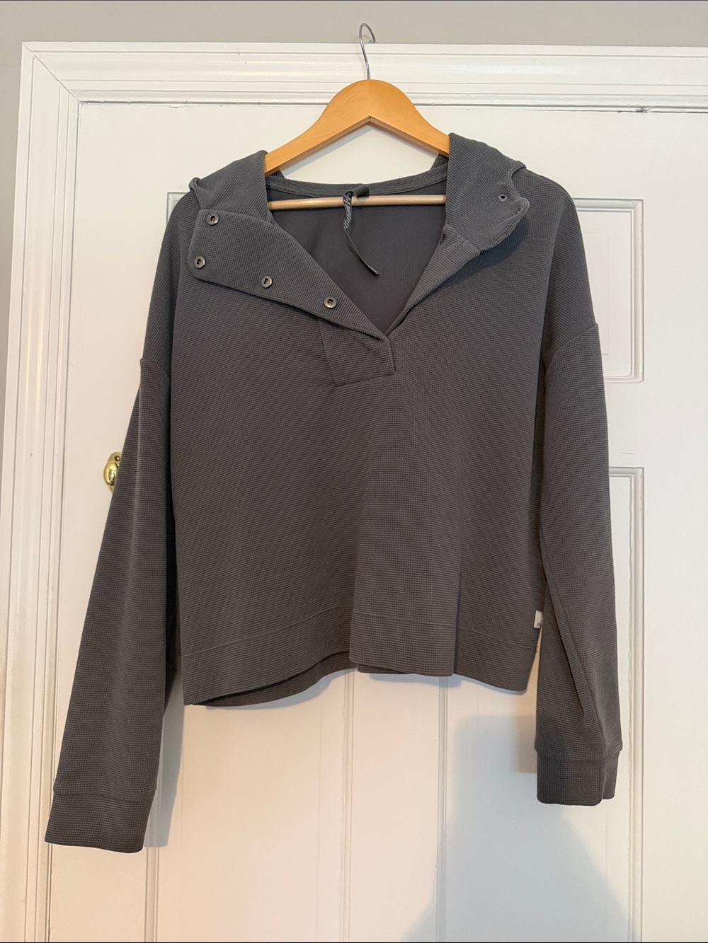 Vuori Bayview Cozy waffle Hooded Pullover Sweatshirt - Gray - Picture 2 of 5